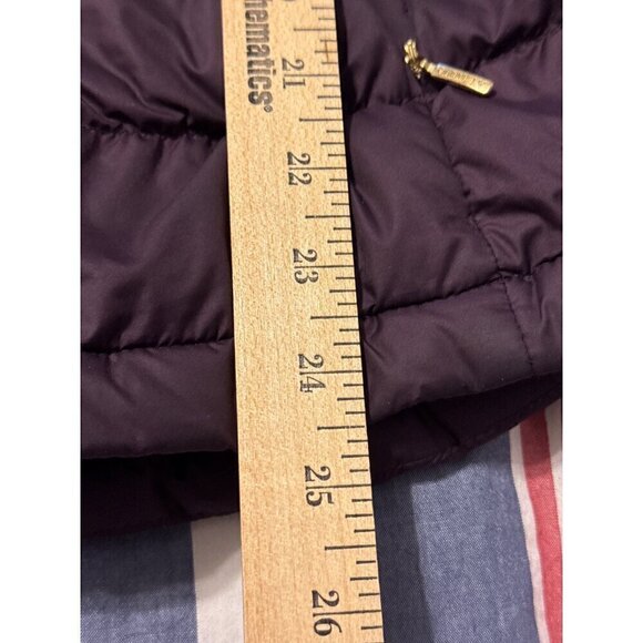 Athleta Downabout Asymmetric Puffer Vest Wild Raisin Maroon No Flaws - Picture 13 of 15